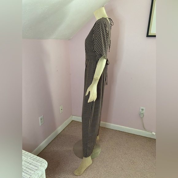 Sadie & Sage Striped Jumpsuit - Picture 4 of 12